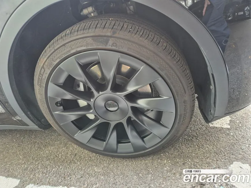Tesla Model Y 2021 из KR, фото 7