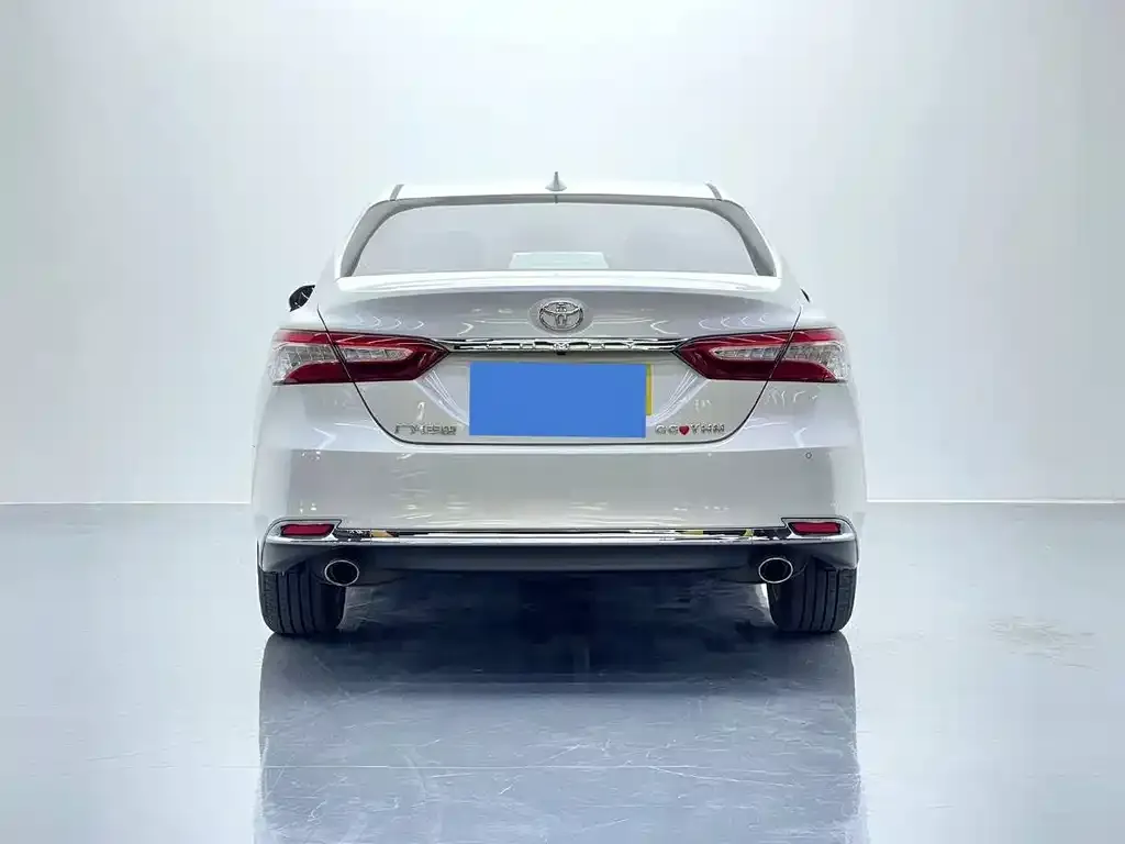 Toyota Camry 2023 из CN, фото 5
