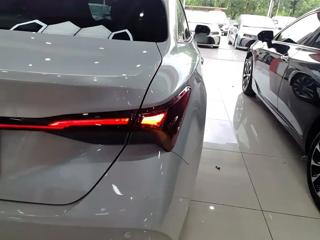 Toyota Avalon 2025 из CN, фото 8