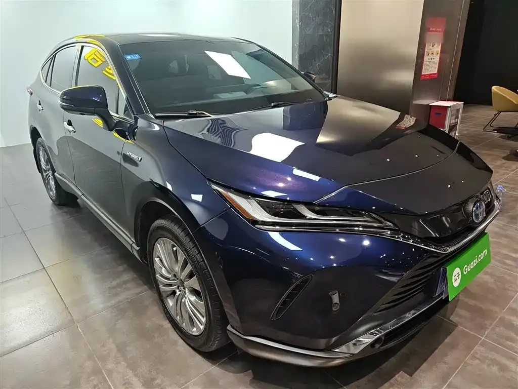 Toyota Harrier 2023 из CN, фото 4