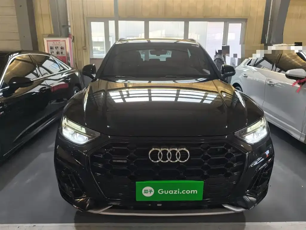 Audi Q5L 2023 из CN, фото 3