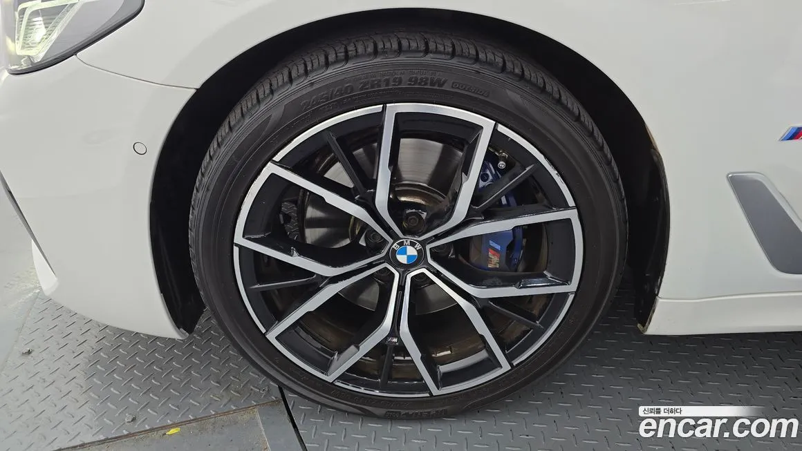 BMW 5-Series 2021 из KR, фото 5