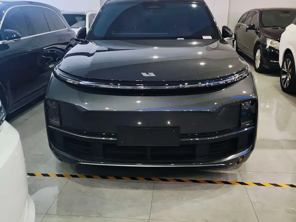Li Auto L8 2024 из CN, фото 2