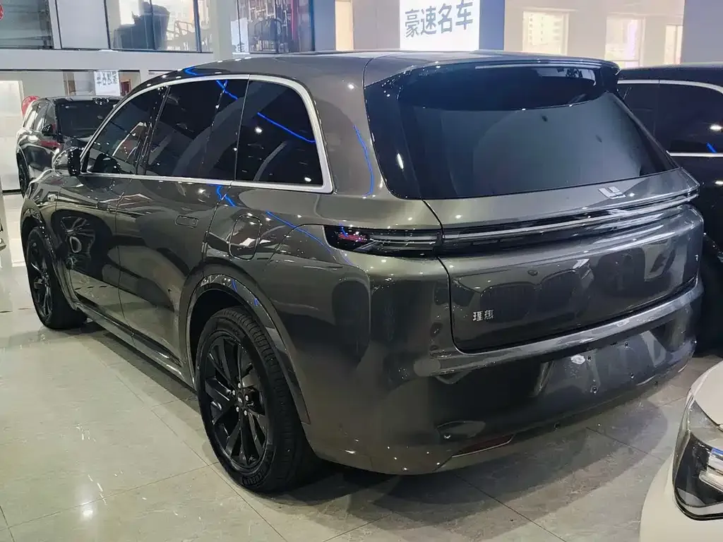 Li Auto L8 2024 из CN, фото 5