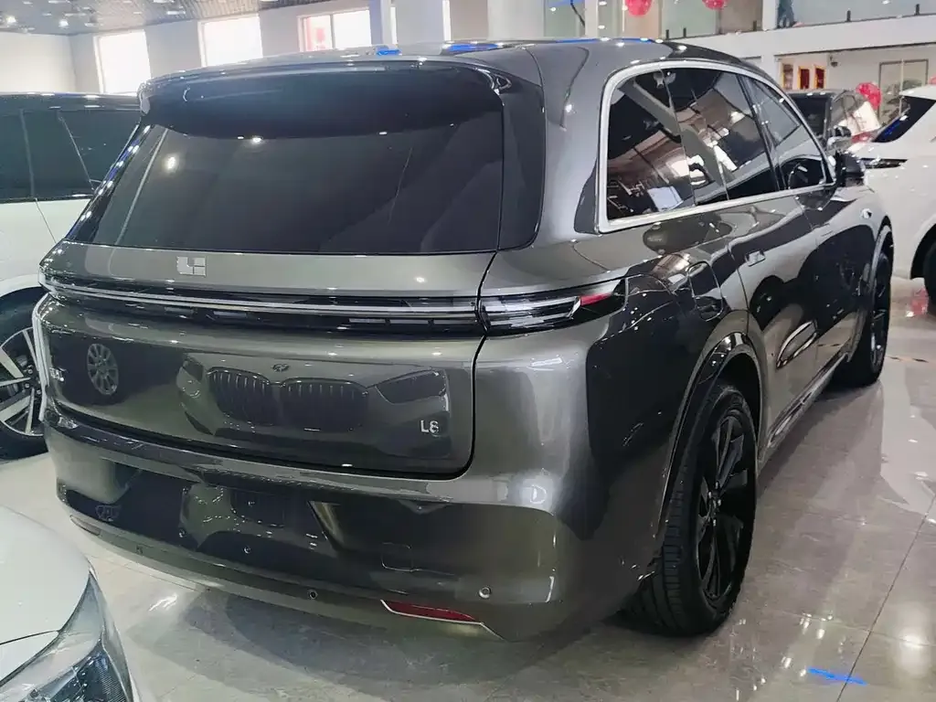 Li Auto L8 2024 из CN, фото 6