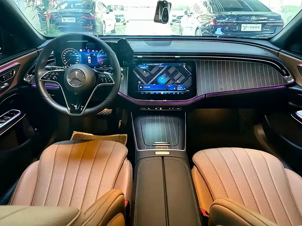Mercedes-Benz E-Class 2024 из CN, фото 6