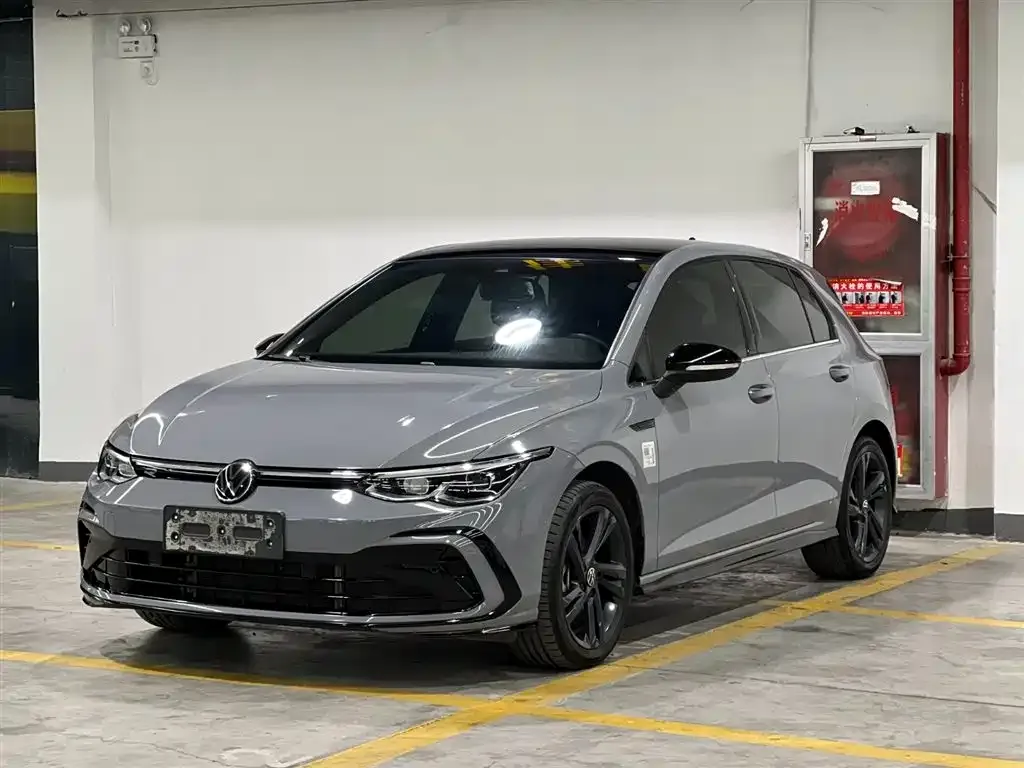 Volkswagen Golf 2022 из CN, фото 1