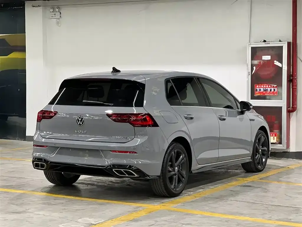 Volkswagen Golf 2022 из CN, фото 5
