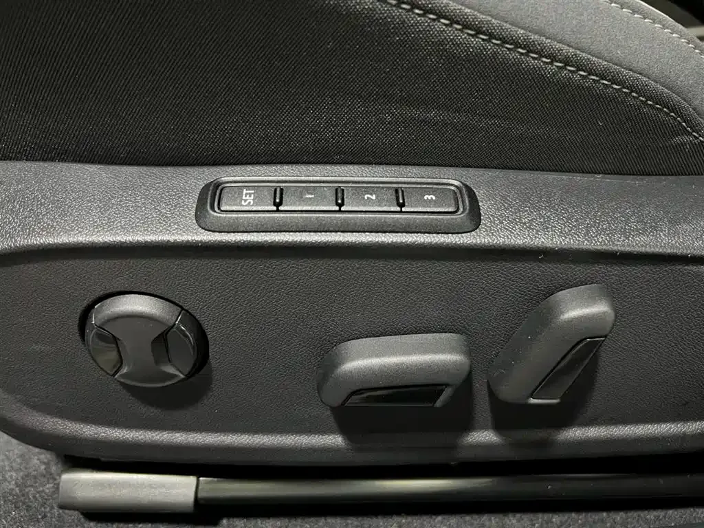 Volkswagen Golf 2022 из CN, фото 9
