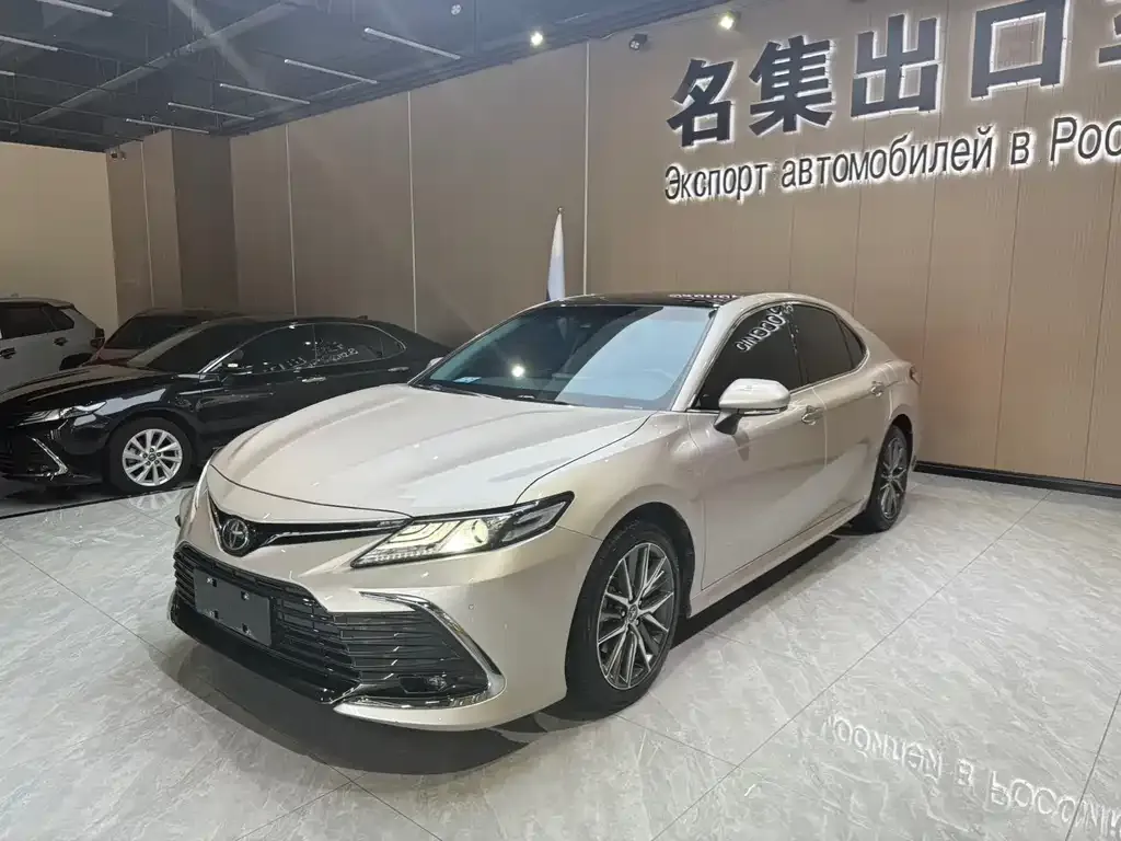 Toyota Camry 2022 из CN, фото 1