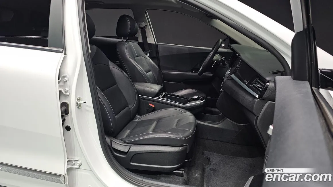 Kia Niro 2022 из KR, фото 10