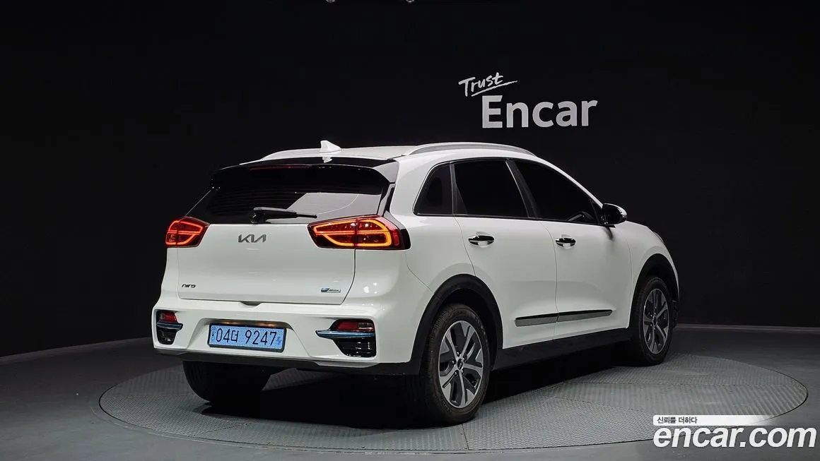 Kia Niro 2022 из KR, фото 2