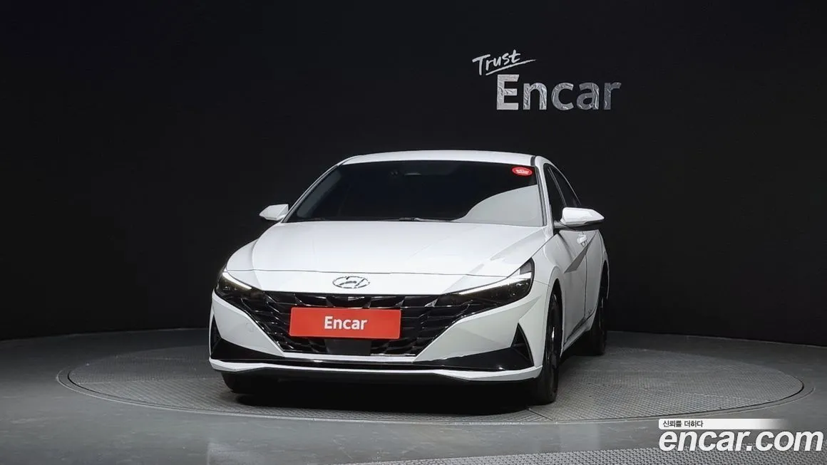 Hyundai AVANTE — фото 3