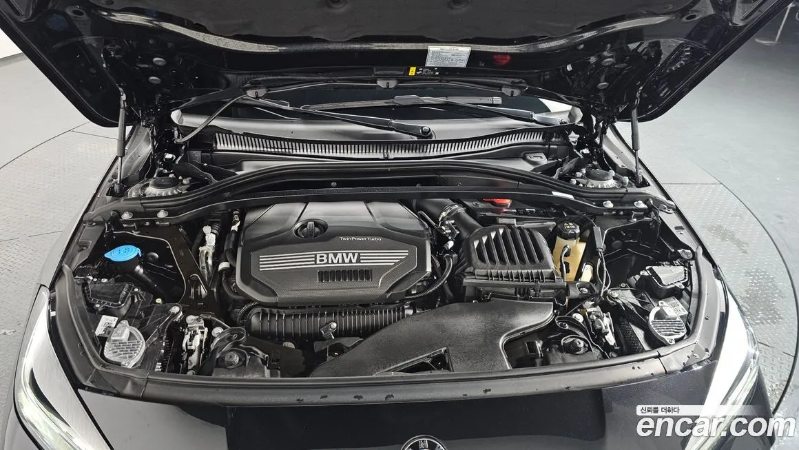BMW 1-Series 2024 из KR, фото 6