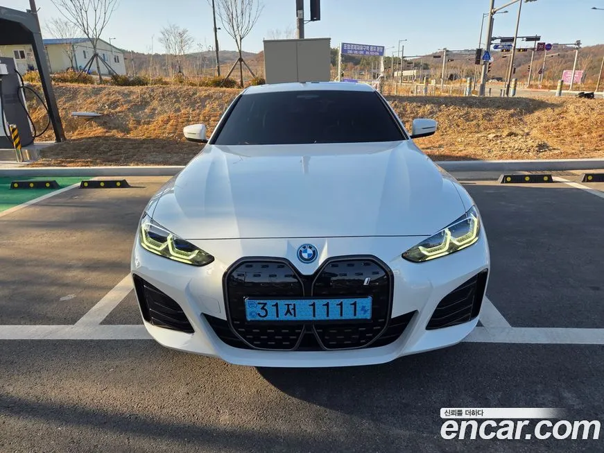 BMW i4 — фото 1