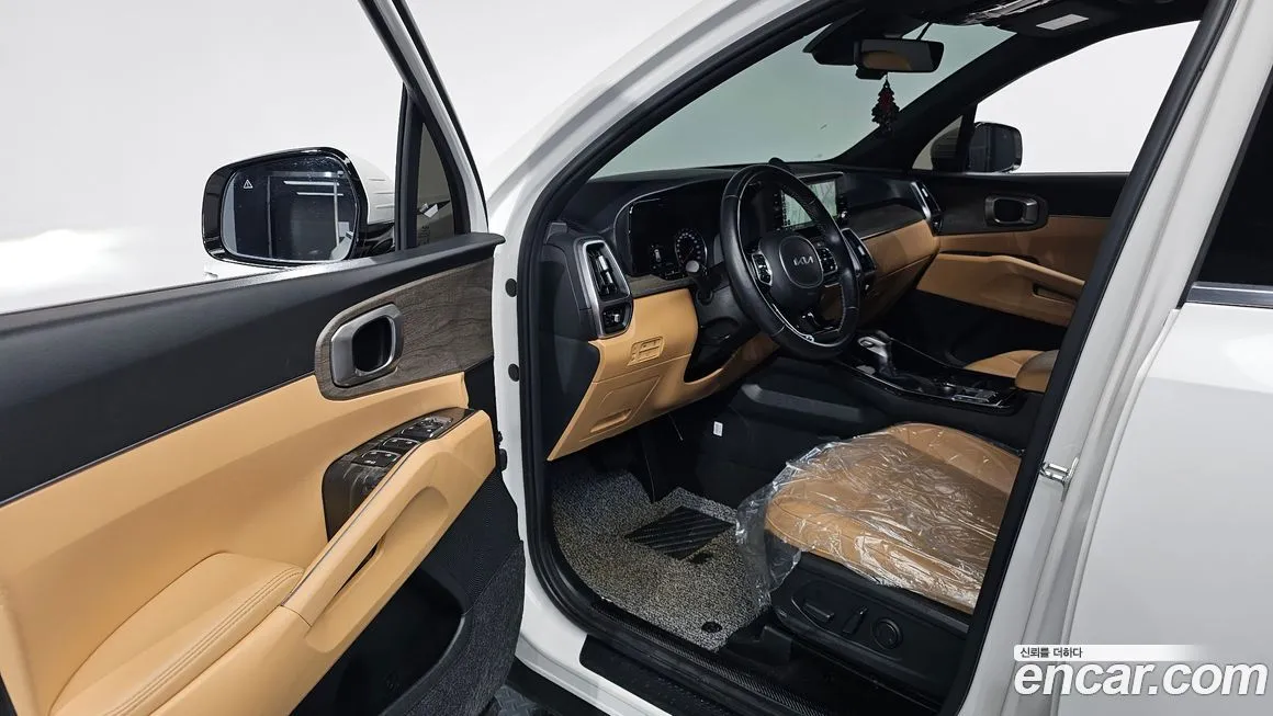 Kia Sorento — фото 10