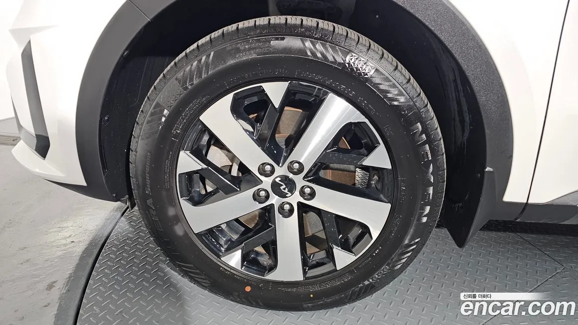 Kia Sorento — фото 5