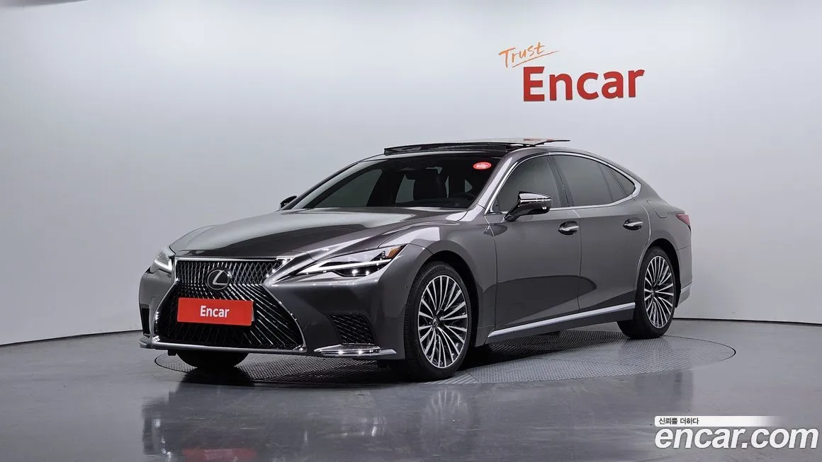 Lexus LS 2024 из KR, фото 1