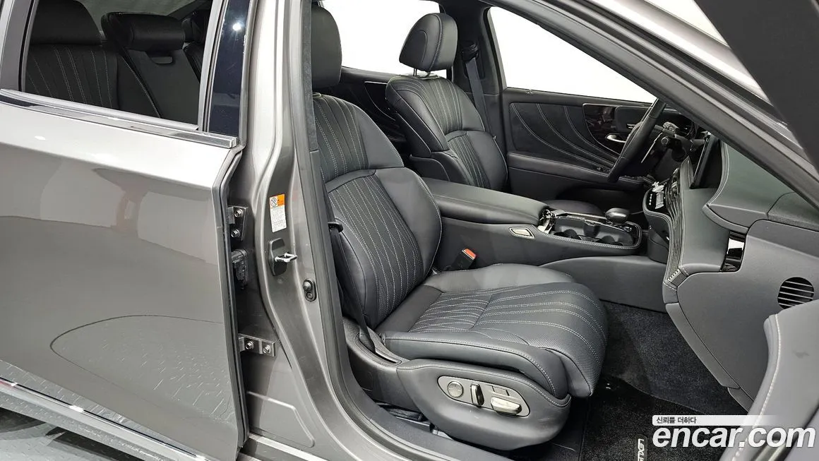 Lexus LS 2024 из KR, фото 10