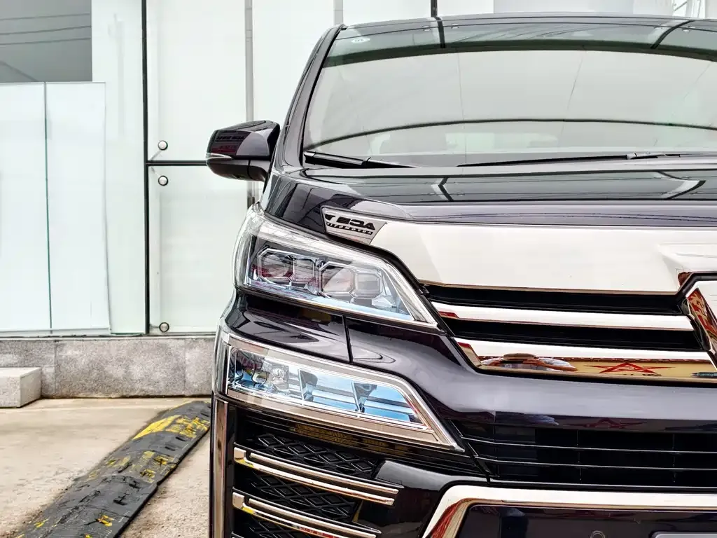 Toyota Vellfire 2021 из CN, фото 7