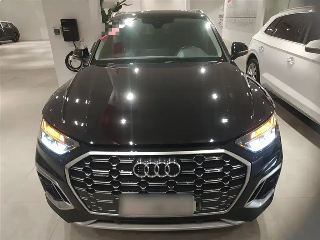Audi Q5L 2022 из CN, фото 3