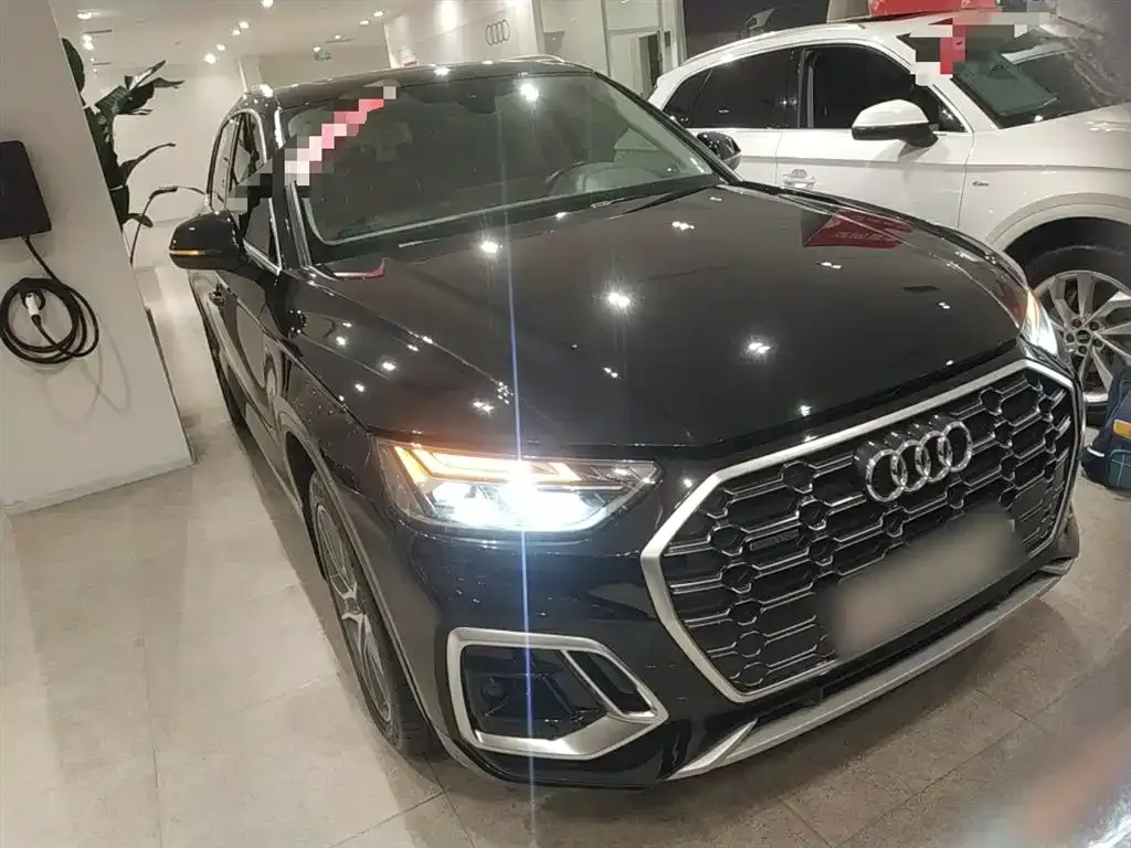 Audi Q5L 2022 из CN, фото 4