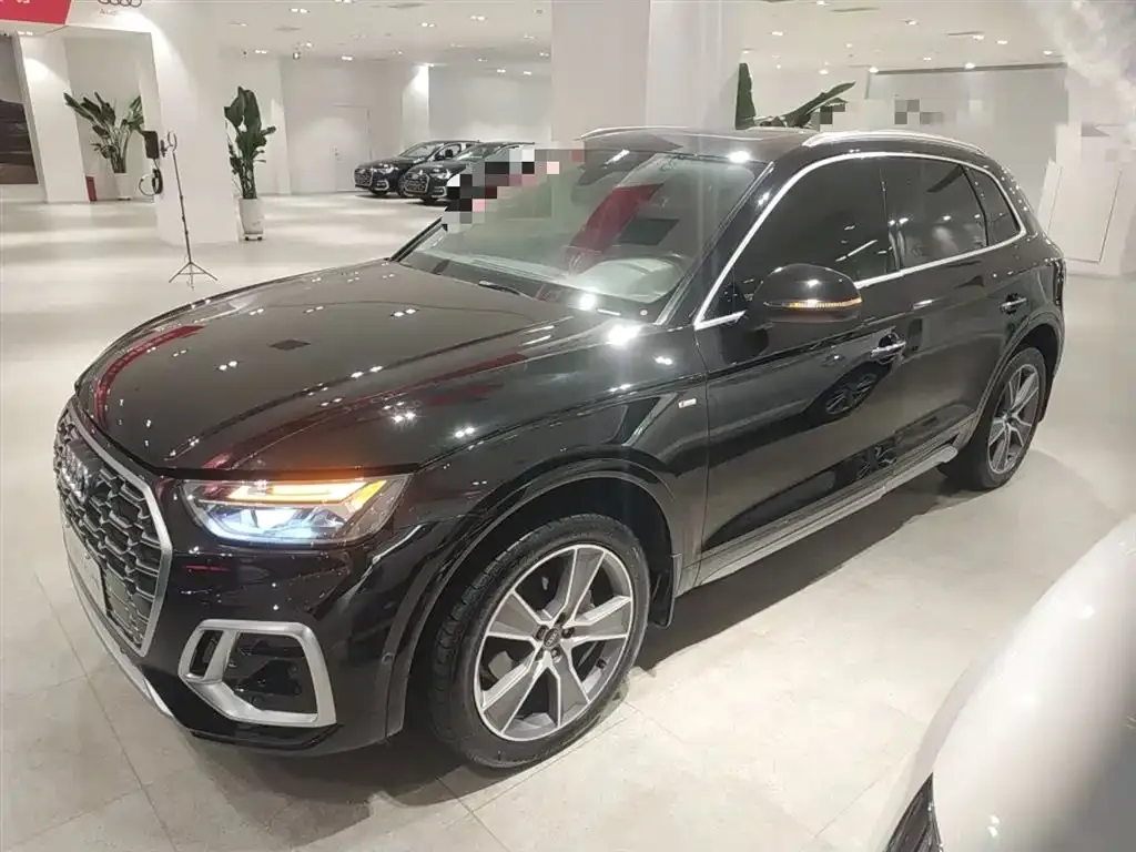 Audi Q5L 2022 из CN, фото 5