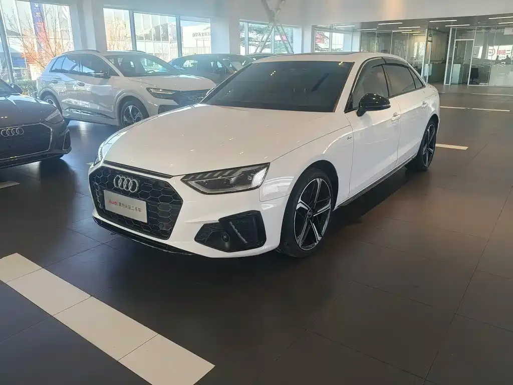 Audi A4L 2024 из CN, фото 1