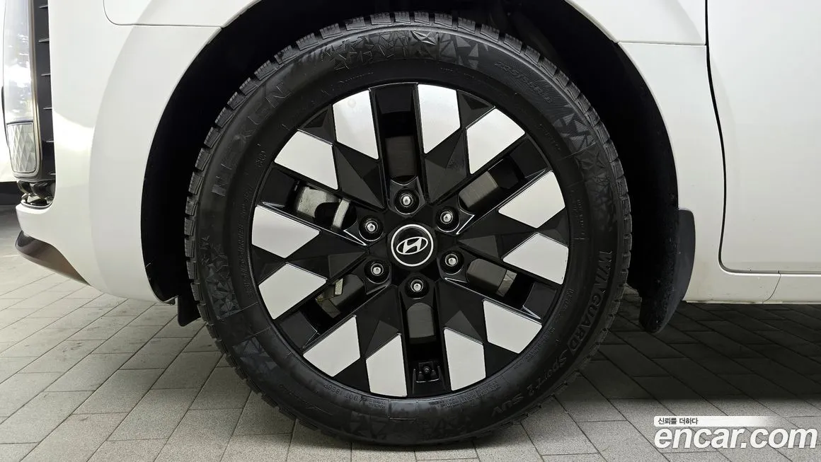Hyundai Staria 2025 из KR, фото 5