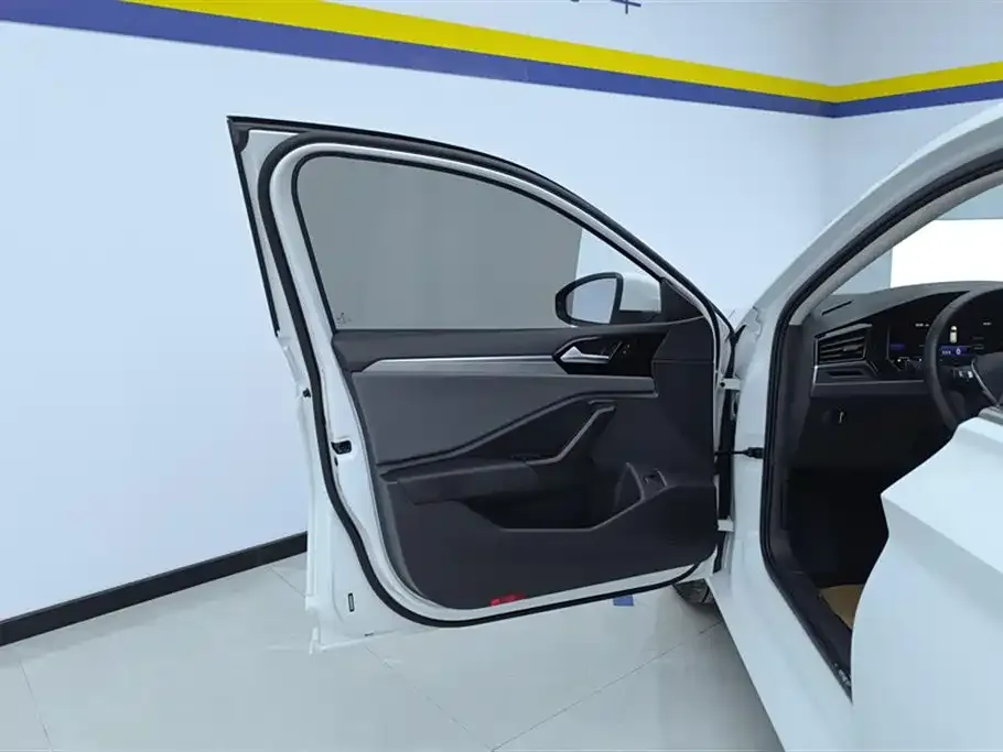 Volkswagen Sagitar 2022 из CN, фото 7