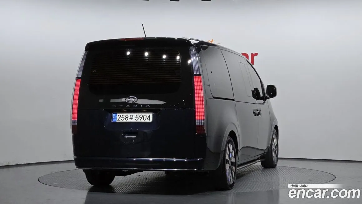 Hyundai Staria 2022 из KR, фото 2