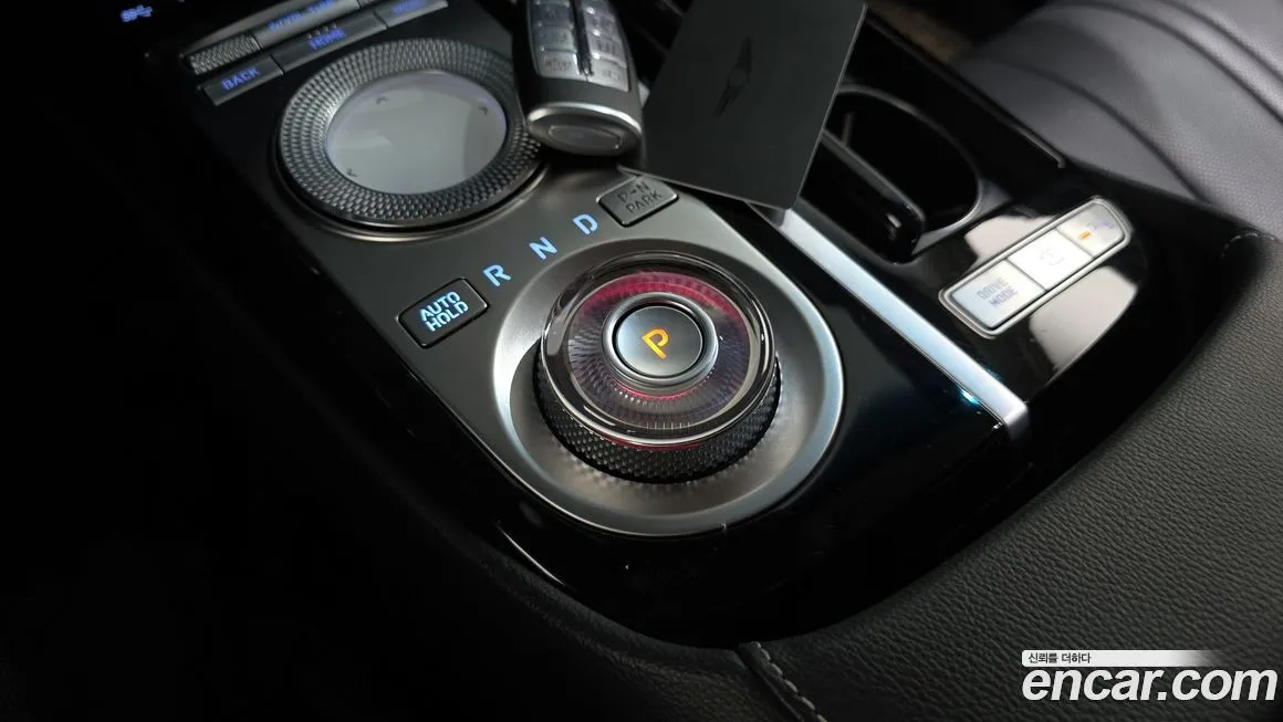 Genesis G80 — фото 9