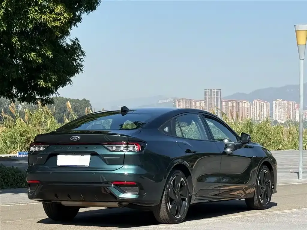 Ford Mondeo 2024 из CN, фото 9