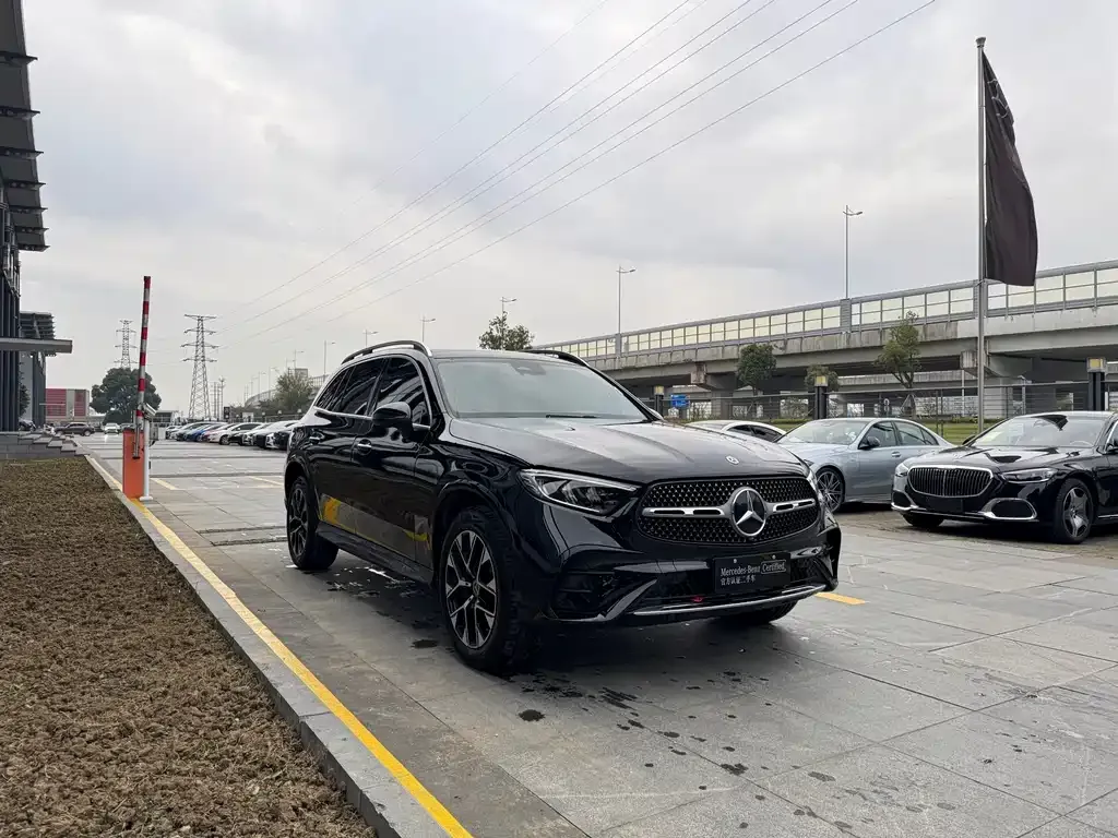 Mercedes-Benz GLC 2024 из CN, фото 3