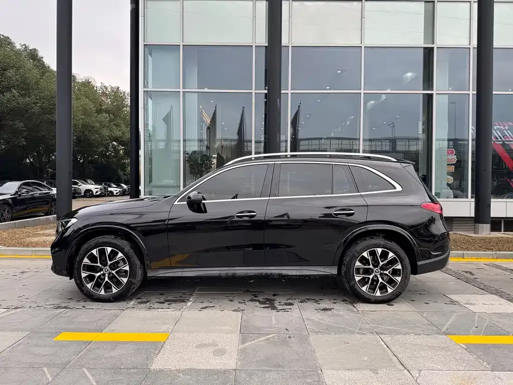 Mercedes-Benz GLC 2024 из CN, фото 4