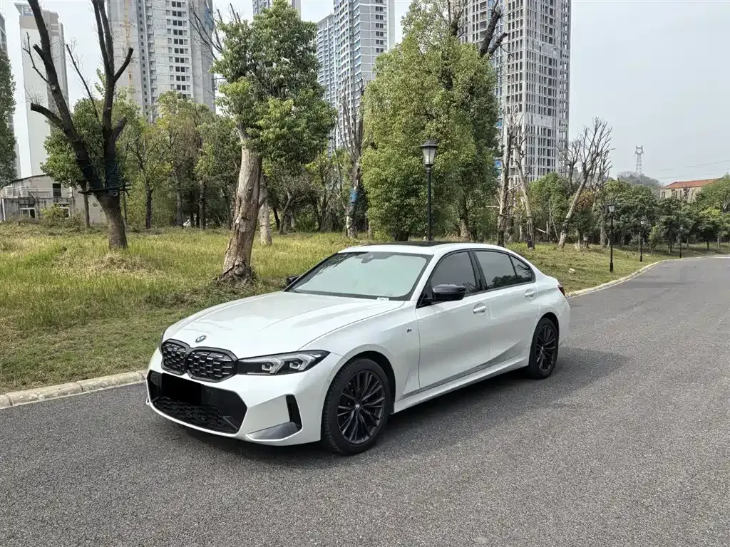 BMW 3 Series 2022 из CN, фото 1