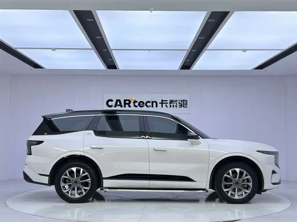 Ford Edge 2023 из CN, фото 6