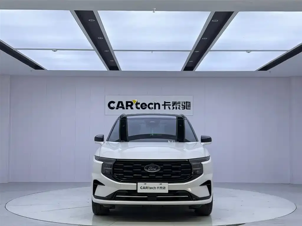 Ford Edge 2023 из CN, фото 8