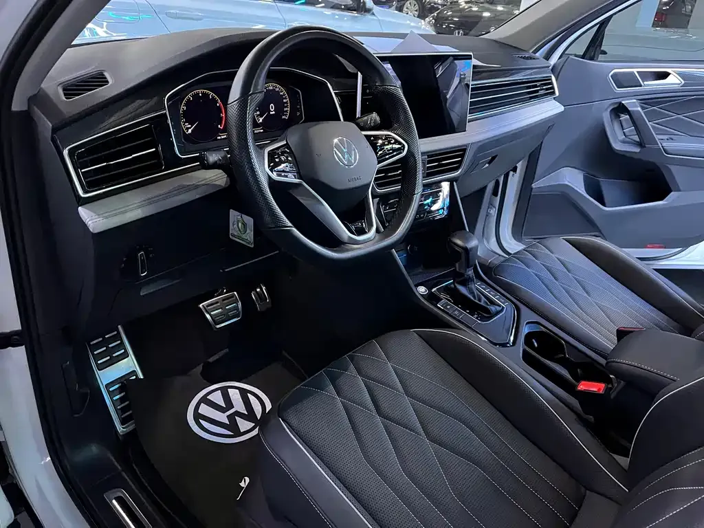 Volkswagen Tiguan L 2021 из CN, фото 6