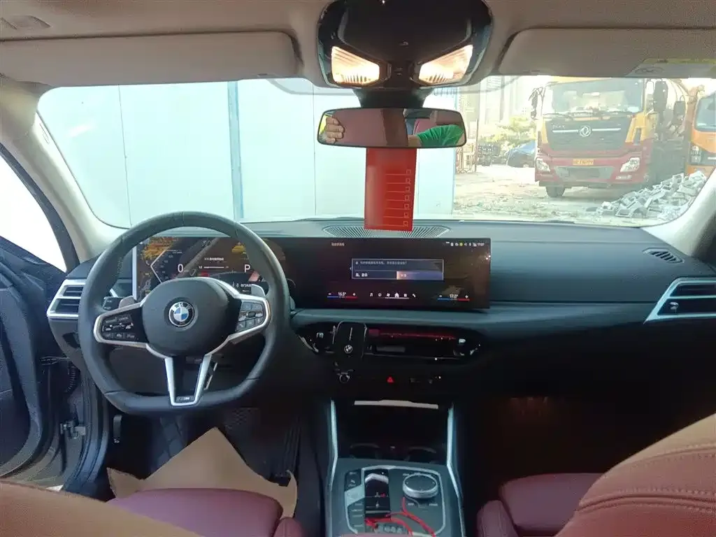 BMW 3 Series 2025 из CN, фото 10