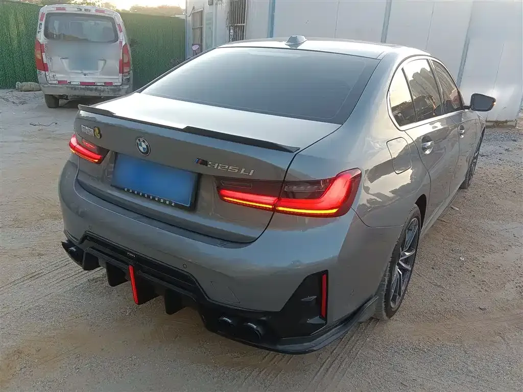 BMW 3 Series 2025 из CN, фото 7