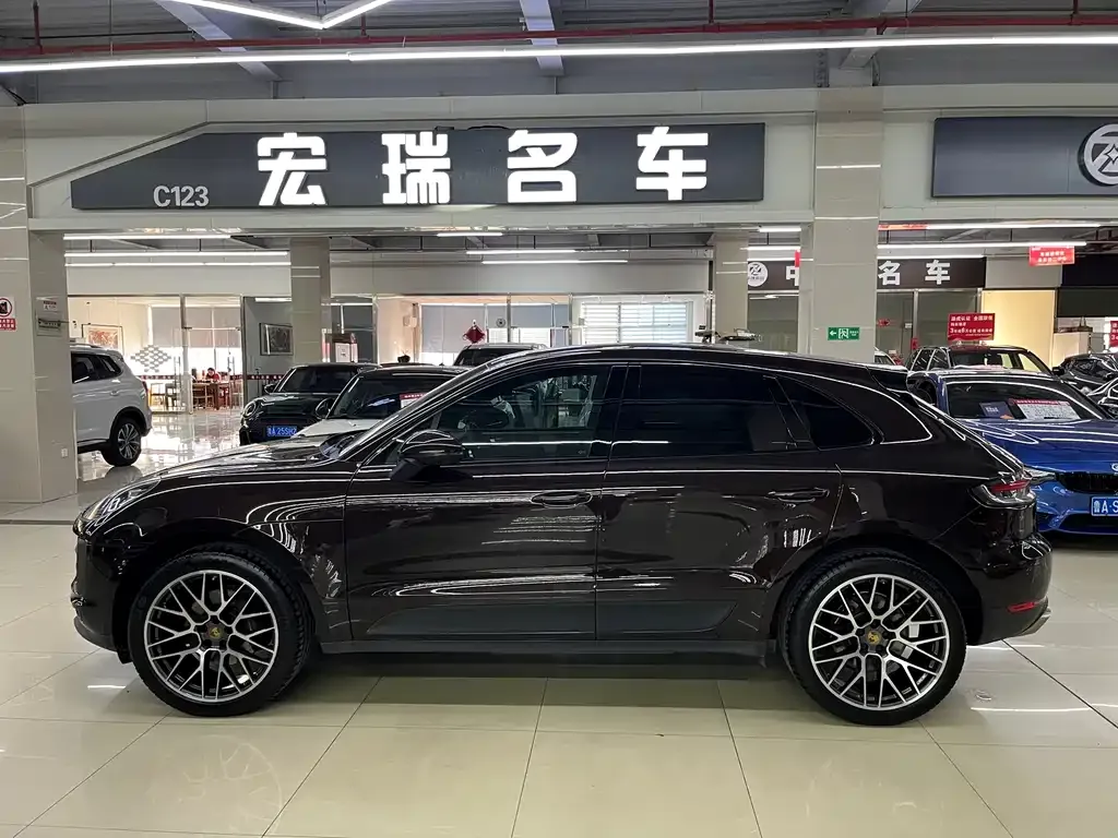 Porsche Macan 2021 из CN, фото 3