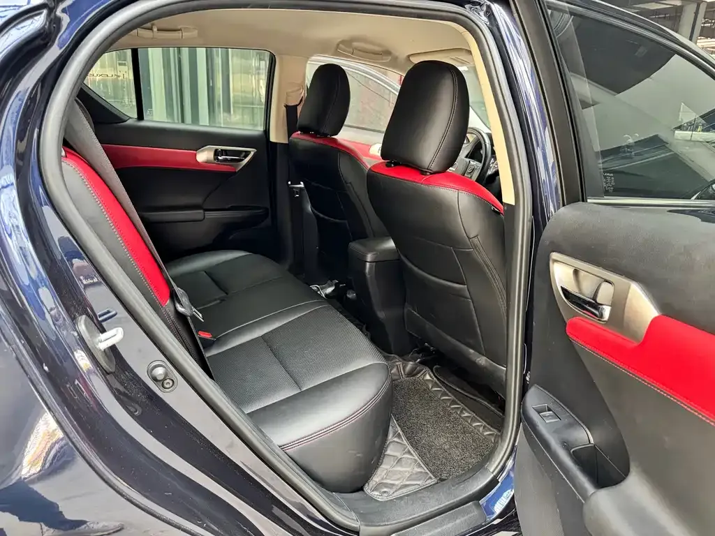 Lexus CT 2021 из CN, фото 6