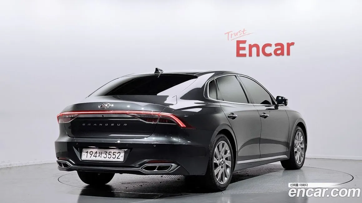 Hyundai Grandeur — фото 2