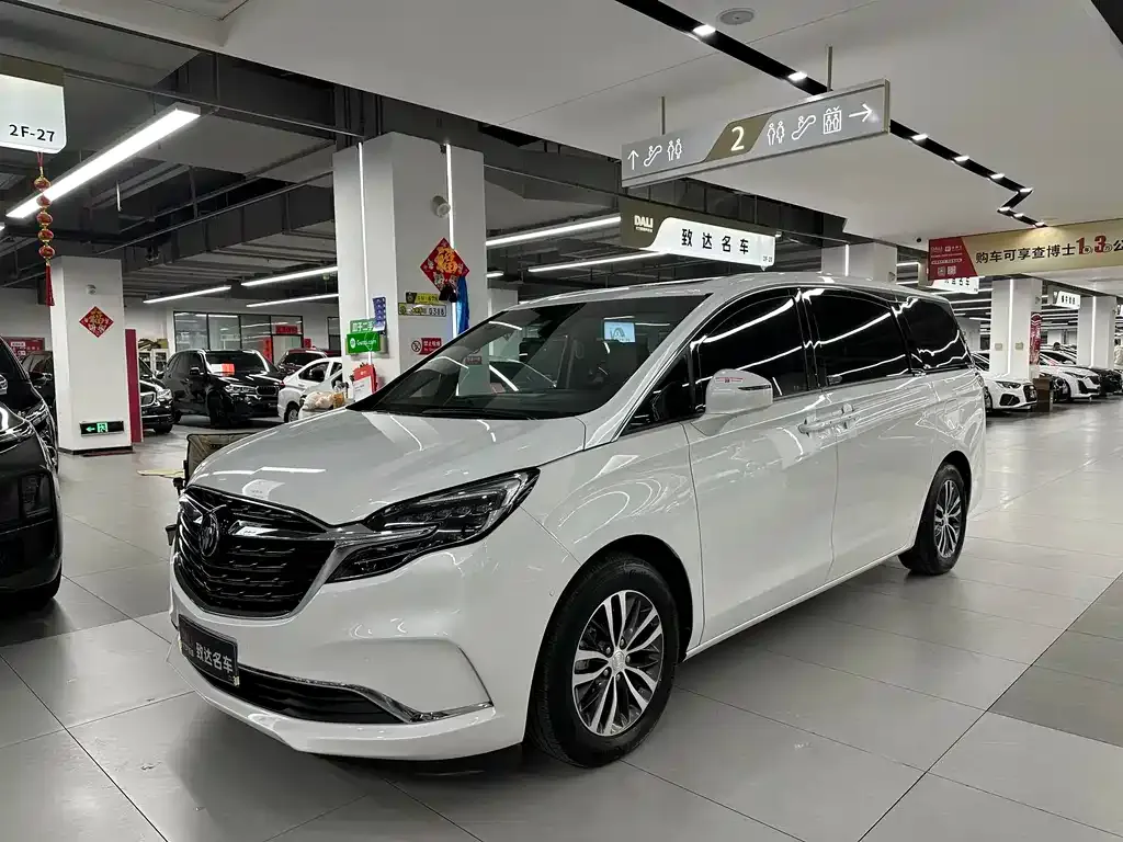 Buick GL8 2021 из CN, фото 1