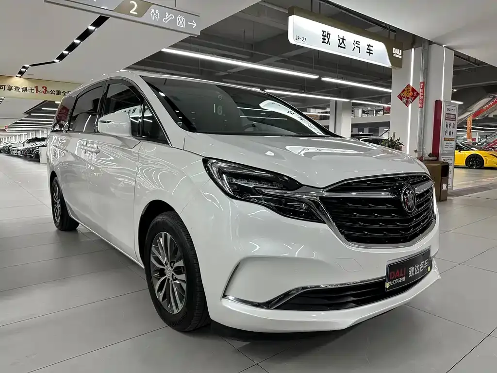 Buick GL8 2021 из CN, фото 3