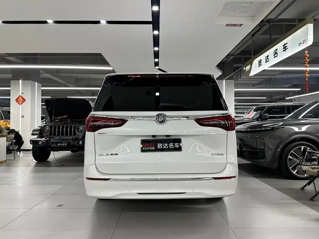 Buick GL8 2021 из CN, фото 8