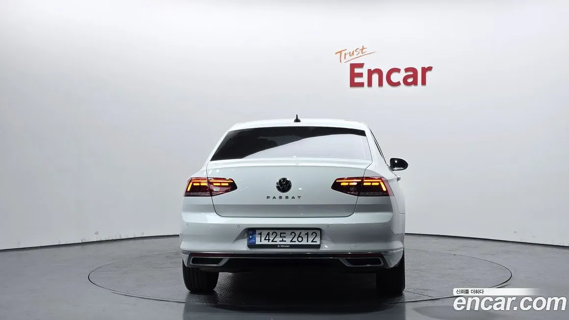Volkswagen Passat 2022 из KR, фото 4