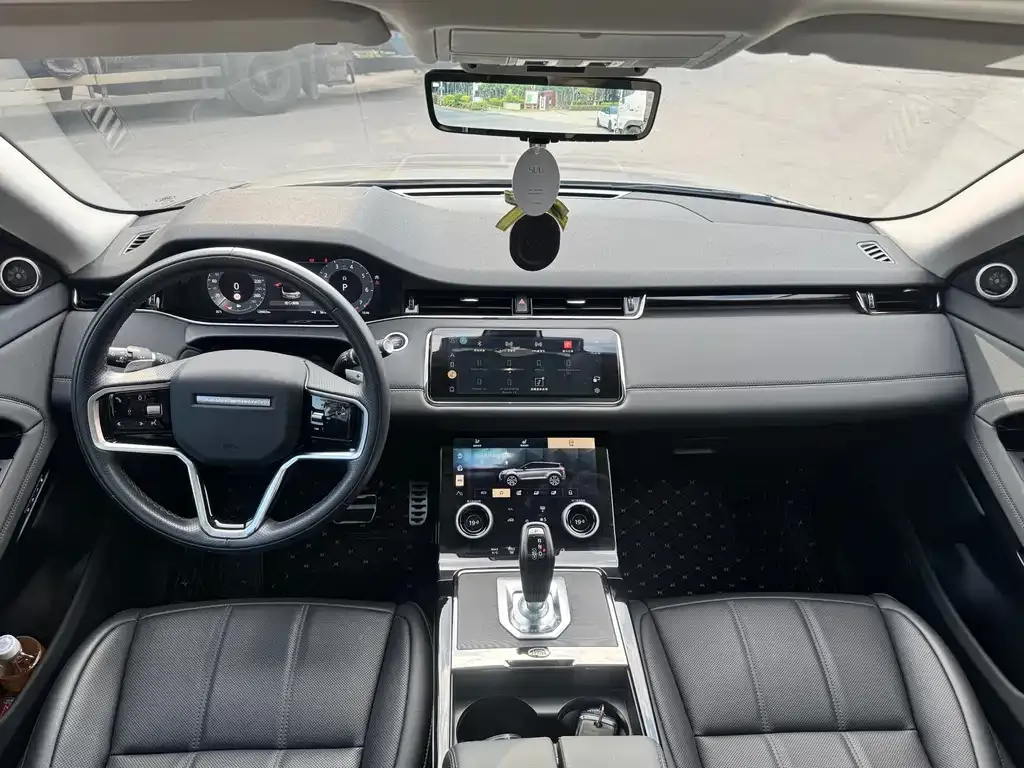 Land Rover Evoque 2023 из CN, фото 6