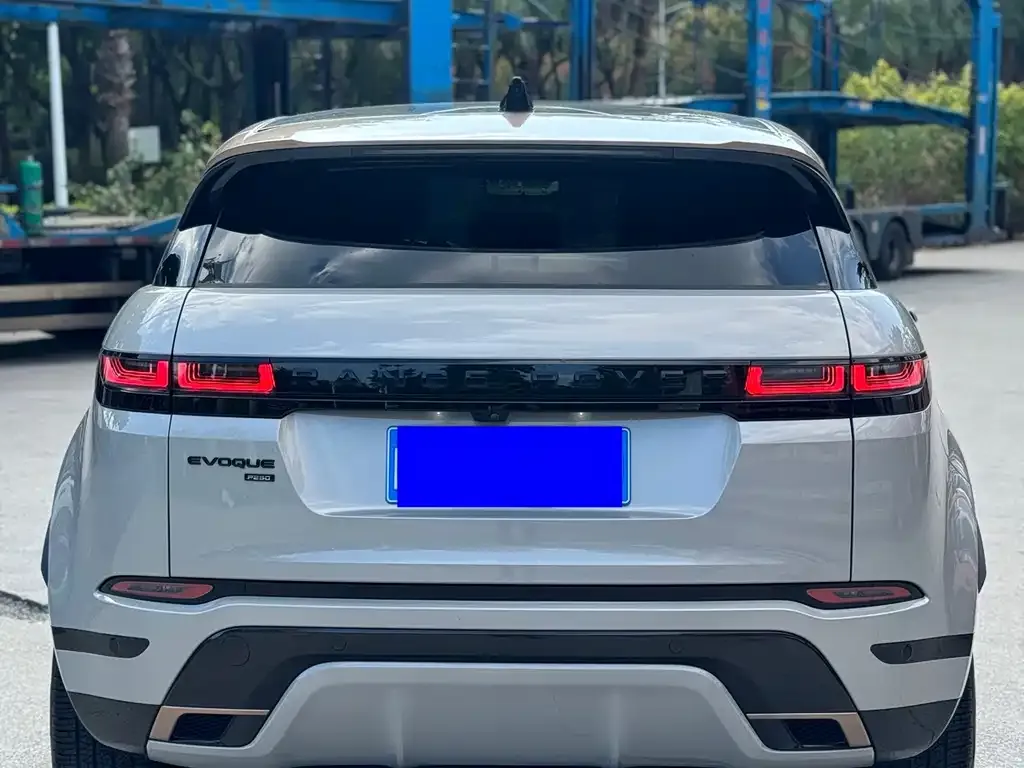 Land Rover Evoque 2023 из CN, фото 8